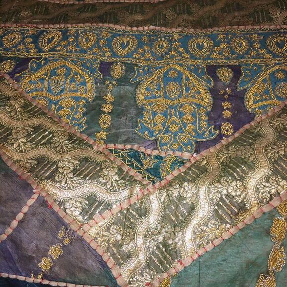 Indian / Indonesian Blanket/ Rug/ Wall ? 92”L x 74” W READ - Picture 15 of 15
